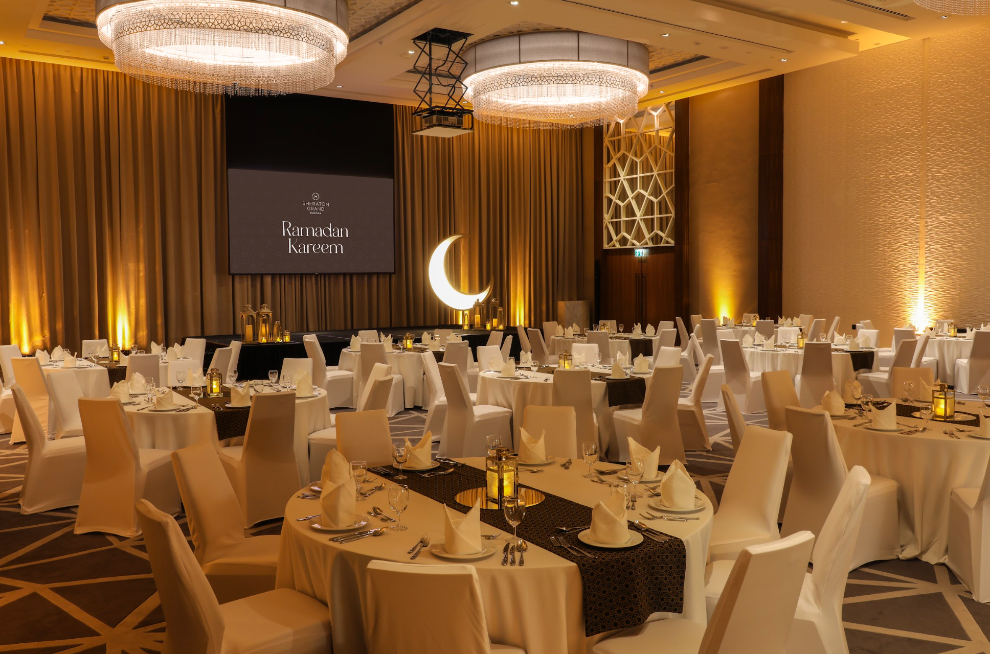 Group Iftar at Ballroom.png